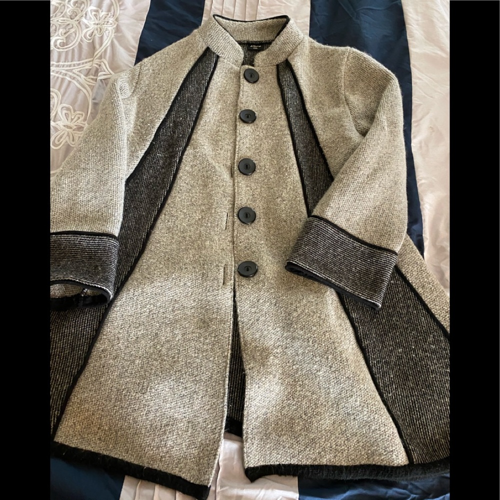 Lovely mid thigh cardigan warm and comfy